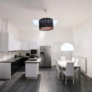 https://trend-apartments.italymilanhotels.net