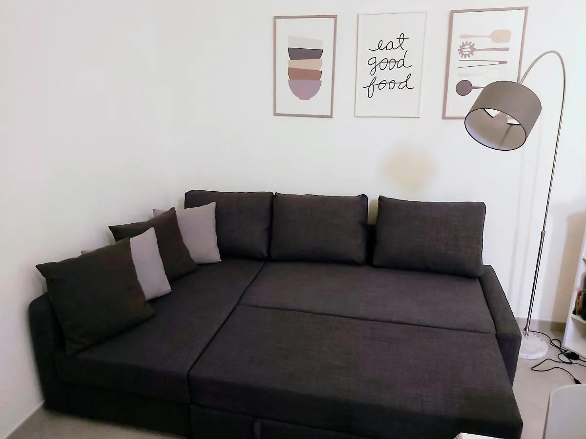 Dimora Asmara 11 15 Apartment Brindisi Italy