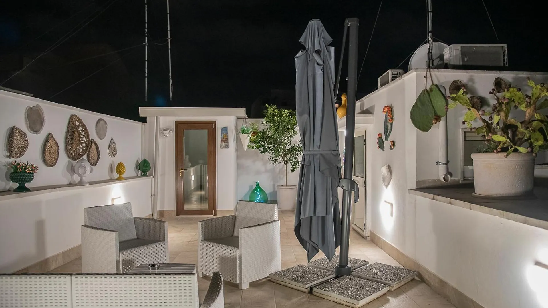 Dimora Asmara 11 15 Apartment Brindisi Italy